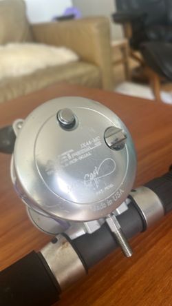 Avet JX 4.6 MC loaded with braid with Diawa Eliminator Rod