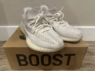 Yeezy Boost 350 V2 Color Bone