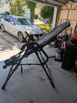 Teeter inverter table