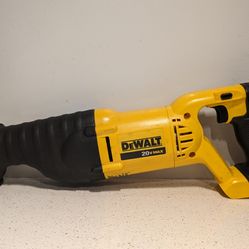 DeWalt 20v Max DCS381 Variable Speed Reciprocating Saw