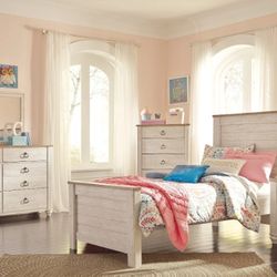 Willowton Whitewash Panel Youth Bedroom Set

