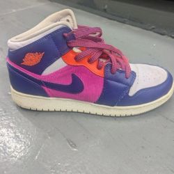 Air Jordan 1 Mid GS 'Regency Purple Fire Pink'