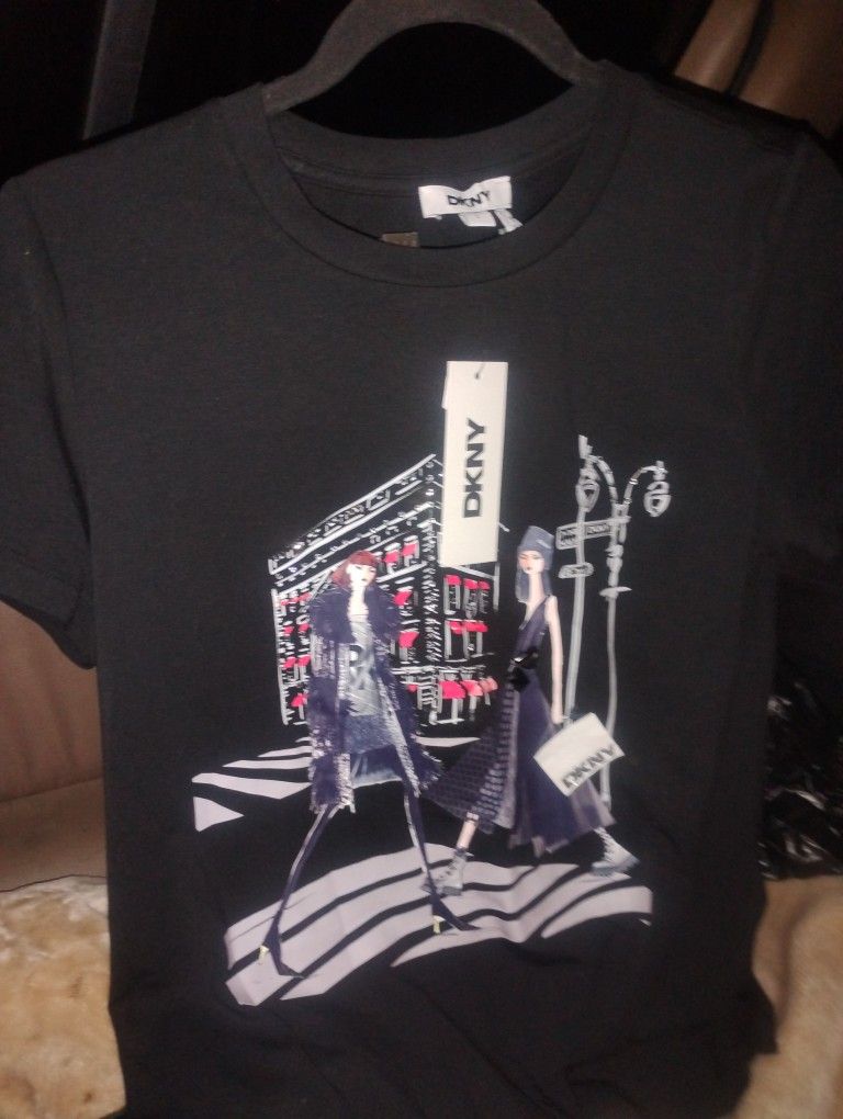 DKNY EMBELLISHED T SHIRT NWT