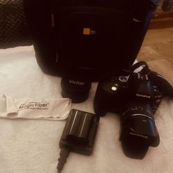 Olympus EVOLT E-510 DSLR 14- 42mm 40-150mm 2 lens kit W/B [EXC] {890}  [SHOTS] [WITH]  Camera Bag