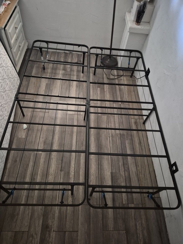 Frames Bed