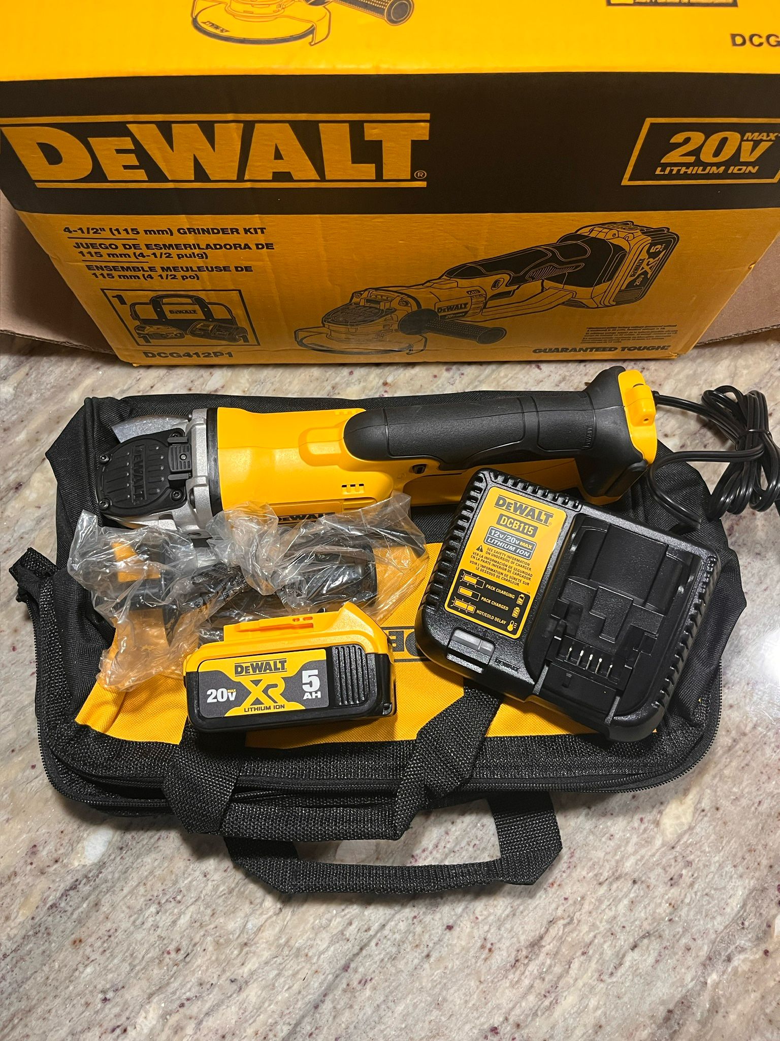 DeWalt Grinder Kit with Battery and Charger