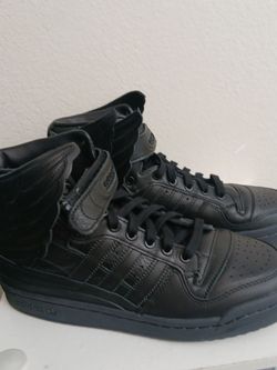 Adidas Men 8.5