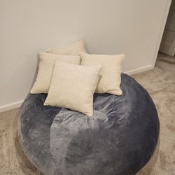 [FREE] Pillows