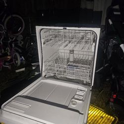 Whirlpool Dish Washer