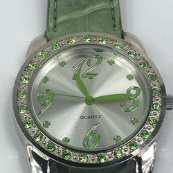 RHINESTONE  LEATHER WRIST WATCH 😍😍😍