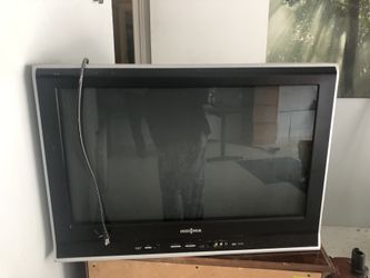 Free tv pick up in mill creek