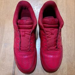 Red Nike AF1 Low Size 11