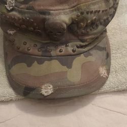 Camouflage Hat With Skull 