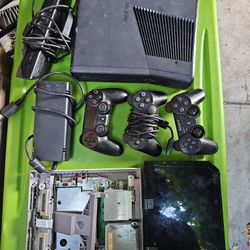 Xbox 360 And Super Nintendo And Nintendo Wii And Ps2 Ps3 Ps4 Controller Part Only Bundle All $100