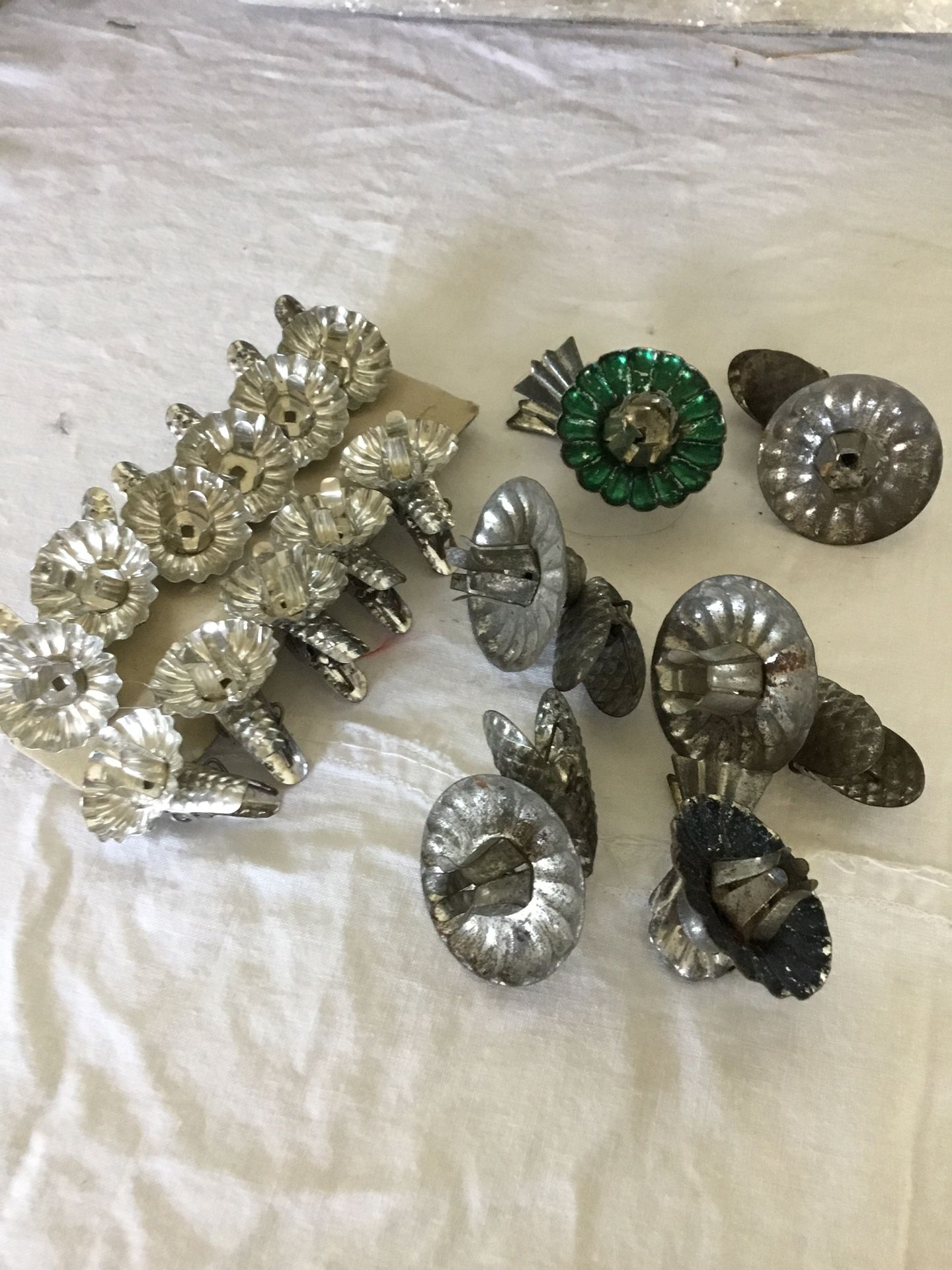 Christmas tree clip on pinecone candle holders six vintage flower 11 modern