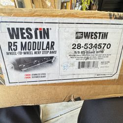 Westin 28-534570 R5 Modular Wheel to Wheel Nerf Bars fits 2007-2019 Silverado Sierra 1 3500 Crew Cab 6'5" Bed & Dually 8' Bed (Exc Classic) Po
