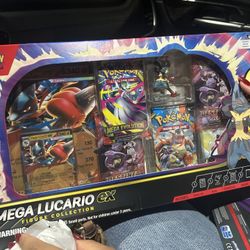 Mega Lucario Ex Figure box in hand