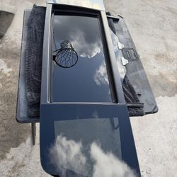 Nissan Titan Back Window 