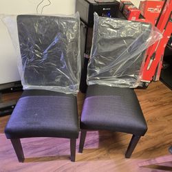 Set of decorative chairs
