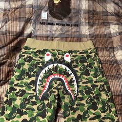 Bape Camo Shark Sweat Shorts Green, XLarge