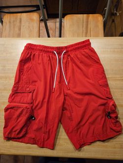 Makobi Red Cargo Shorts Size L