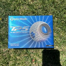 Taylor Made TP5 Golf Balls