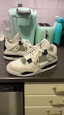 Size 11 clean no box