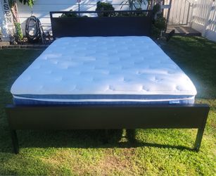 Queen size bed