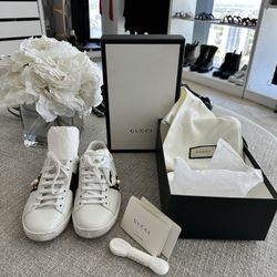 Authentic Gucci Sneakers With Box Etc 
