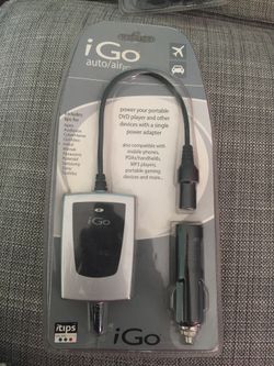 Universal travel charger with tips