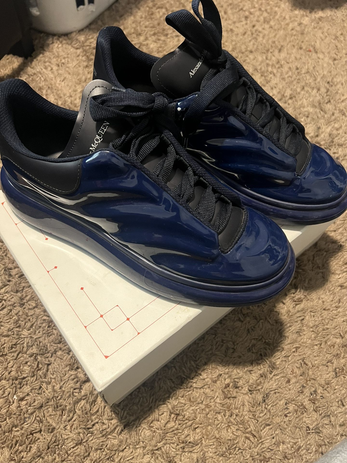 Alexander Mcqueens size 43