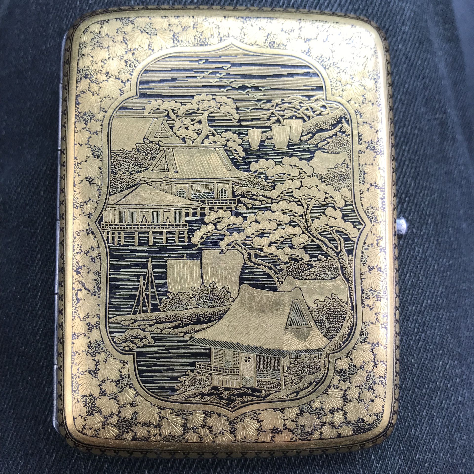 Antique (Komai) Japanese cigarette case