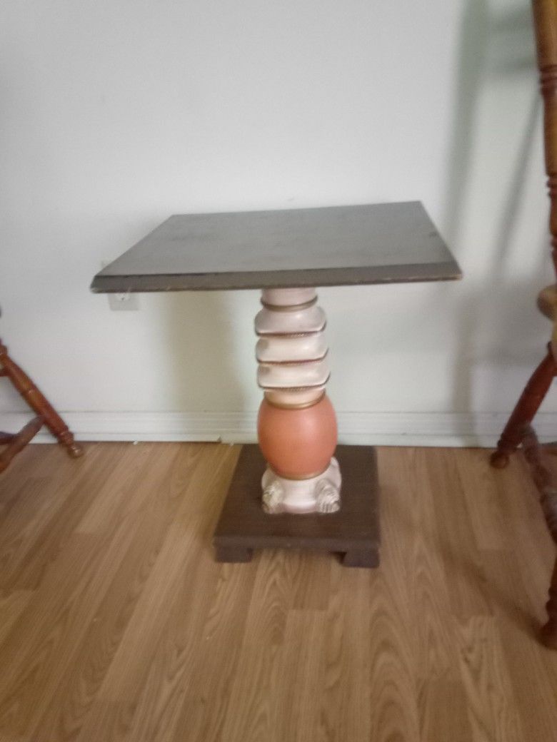 Small Side Table 