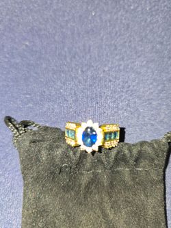 Blue sapphire stone dinner ring
