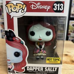 VAULTED EXCLUSIVE Dapper Sally Funko Pop #313 Nightmare Before Christmas Disney