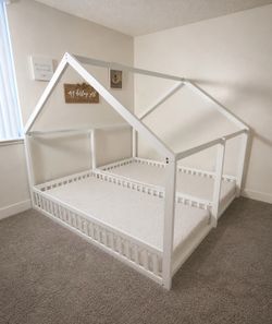 Bed frame for toddler