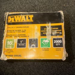 Dewalt Staples 