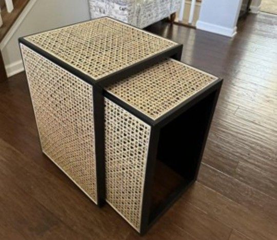 Accent Table