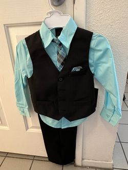 Boy Suit Set 4 Piece Size 5 $20