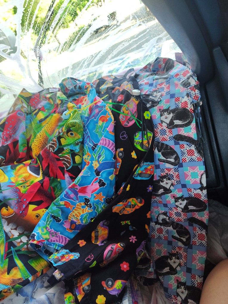Scrubs Tops