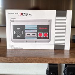 Nintendo 3DS XL - NES Edition - CIB Complete In Box - Original Everything Retro Gaming Games