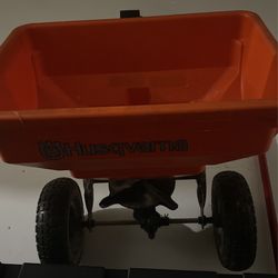 Husqvarna Spreader 