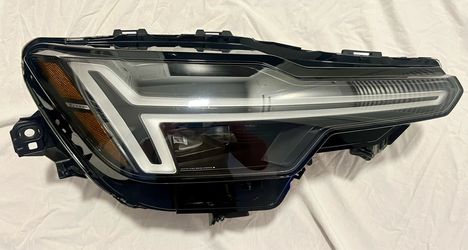 2025-2026 Volvo XC90 OEM Headlight