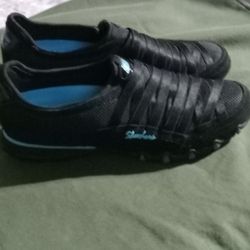 Skechers  Womens.     Size10