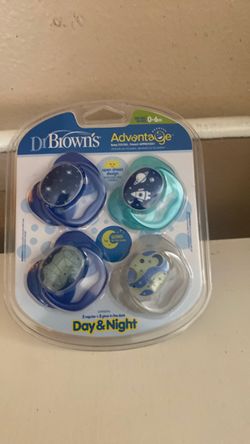 Dr. Brown's Advantage Day & Night Pacifiers 4-Pack
