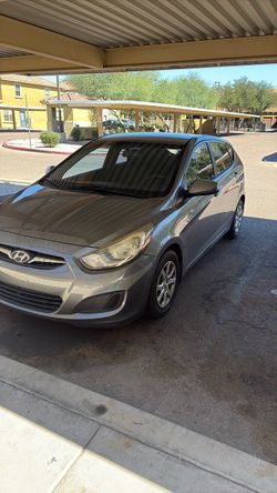 Hyundai accent 2013