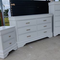 Dresser Set