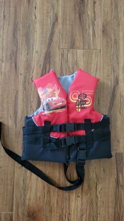 Like New Disney Lighting  McQueen Cars Life Vest Jacket ( 30 -50 lbs). Price Firm!