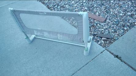 Bed rail