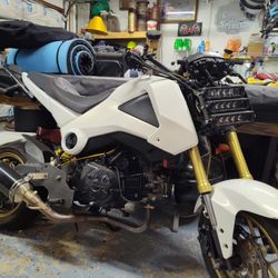 Grom Stunt Bike
